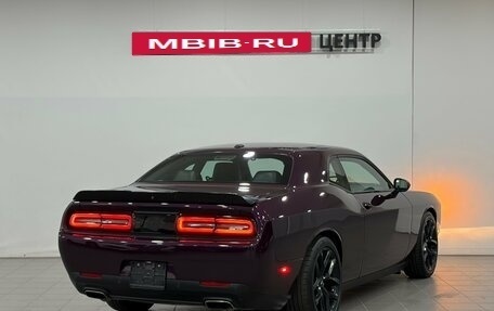 Dodge Challenger III рестайлинг 2, 2020 год, 2 990 000 рублей, 4 фотография
