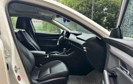 Mazda 3, 2024 год, 2 060 000 рублей, 11 фотография