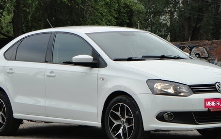 Volkswagen Polo VI (EU Market), 2015 год, 660 000 рублей, 3 фотография