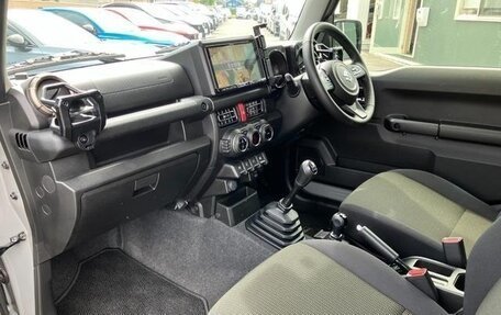 Suzuki Jimny, 2023 год, 2 200 000 рублей, 12 фотография