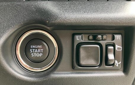 Suzuki Jimny, 2023 год, 2 200 000 рублей, 22 фотография