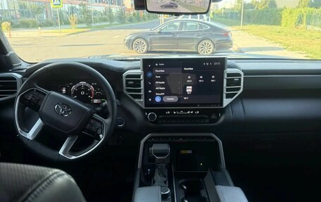 Toyota Sequoia, 2022 год, 12 000 000 рублей, 1 фотография