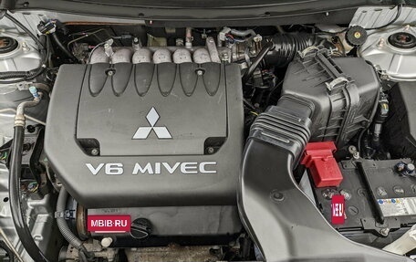 Mitsubishi Outlander III рестайлинг 3, 2014 год, 2 400 000 рублей, 9 фотография