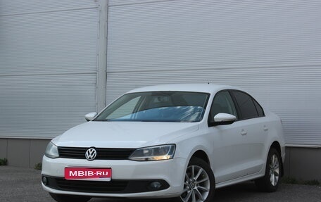 Volkswagen Jetta VI, 2014 год, 977 000 рублей, 1 фотография