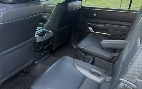 Toyota Sequoia, 2022 год, 12 000 000 рублей, 3 фотография