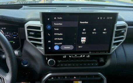 Toyota Sequoia, 2022 год, 12 000 000 рублей, 9 фотография