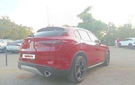 Alfa Romeo Stelvio, 2018 год, 2 570 000 рублей, 8 фотография
