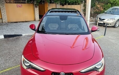 Alfa Romeo Stelvio, 2018 год, 2 570 000 рублей, 18 фотография