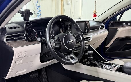 KIA K5, 2021 год, 2 650 000 рублей, 19 фотография