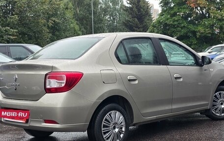 Renault Logan II, 2017 год, 899 000 рублей, 3 фотография