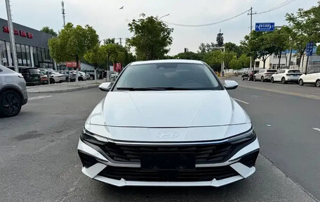 Hyundai Elantra, 2023 год, 1 390 000 рублей, 2 фотография
