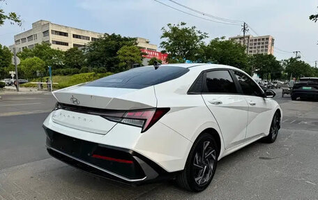 Hyundai Elantra, 2023 год, 1 390 000 рублей, 4 фотография