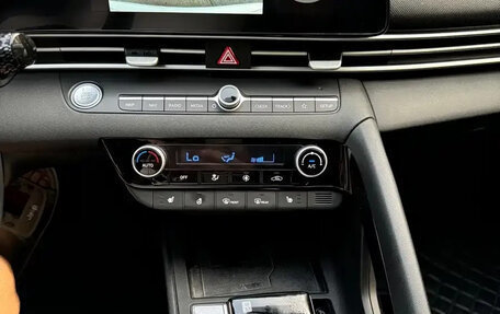 Hyundai Elantra, 2023 год, 1 390 000 рублей, 8 фотография