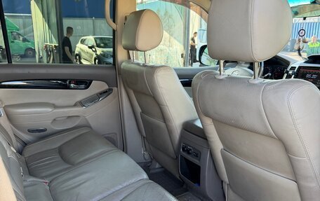 Toyota Land Cruiser Prado 120 рестайлинг, 2008 год, 2 200 000 рублей, 12 фотография