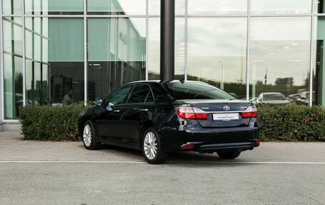 Toyota Camry, 2015 год, 1 900 000 рублей, 6 фотография
