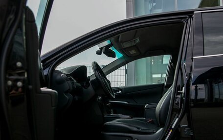 Toyota Camry, 2015 год, 1 900 000 рублей, 12 фотография