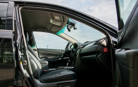 Toyota Camry, 2015 год, 1 900 000 рублей, 11 фотография