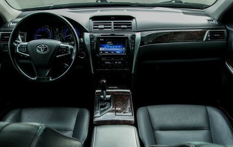 Toyota Camry, 2015 год, 1 900 000 рублей, 15 фотография