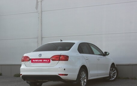 Volkswagen Jetta VI, 2014 год, 977 000 рублей, 2 фотография