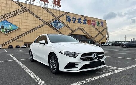 Mercedes-Benz A-Класс, 2022 год, 2 142 000 рублей, 2 фотография