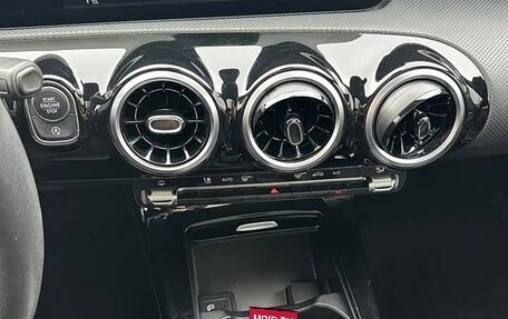 Mercedes-Benz A-Класс, 2022 год, 2 142 000 рублей, 14 фотография