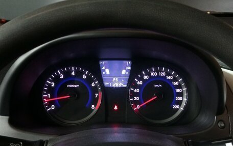 Hyundai Solaris II рестайлинг, 2013 год, 849 000 рублей, 11 фотография