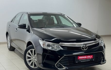 Toyota Camry, 2016 год, 2 320 000 рублей, 2 фотография