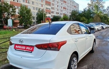 Hyundai Solaris II рестайлинг, 2017 год, 850 000 рублей, 4 фотография