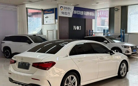 Mercedes-Benz A-Класс, 2022 год, 2 150 000 рублей, 4 фотография