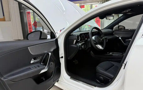 Mercedes-Benz A-Класс, 2022 год, 2 150 000 рублей, 8 фотография