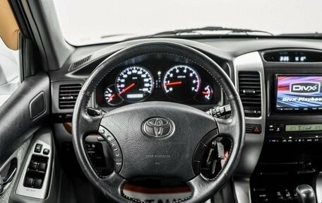 Toyota Land Cruiser Prado 120 рестайлинг, 2008 год, 2 375 000 рублей, 10 фотография