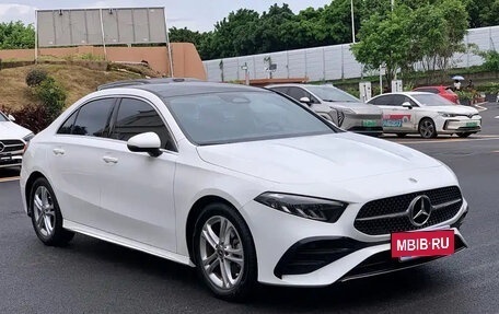 Mercedes-Benz A-Класс, 2023 год, 1 780 000 рублей, 3 фотография