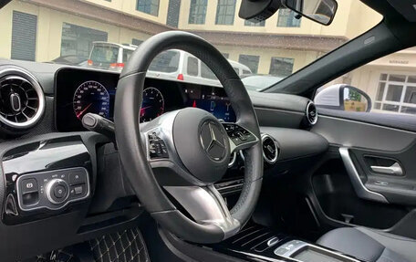 Mercedes-Benz A-Класс, 2023 год, 1 780 000 рублей, 9 фотография