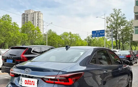 Ford Escort, 2021 год, 1 150 000 рублей, 4 фотография