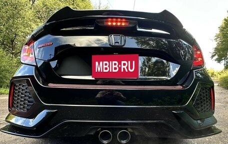 Honda Civic IX, 2018 год, 2 000 000 рублей, 14 фотография