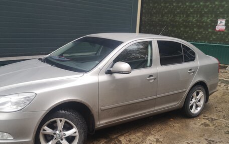 Skoda Octavia, 2011 год, 750 000 рублей, 2 фотография