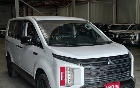 Mitsubishi Delica D:5 I, 2025 год, 5 790 000 рублей, 1 фотография