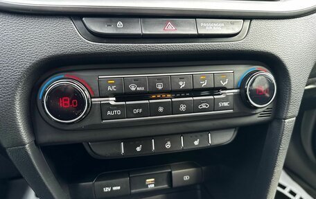 KIA cee'd III, 2021 год, 2 075 000 рублей, 13 фотография