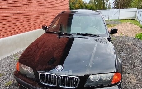 BMW 3 серия, 2001 год, 330 000 рублей, 1 фотография