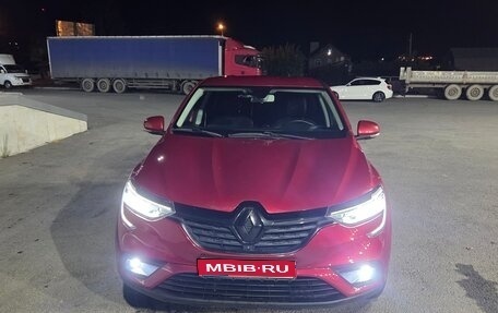 Renault Arkana I, 2021 год, 1 700 000 рублей, 1 фотография