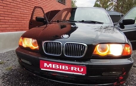 BMW 3 серия, 2001 год, 330 000 рублей, 32 фотография