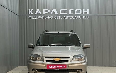 Chevrolet Niva I рестайлинг, 2018 год, 869 000 рублей, 4 фотография