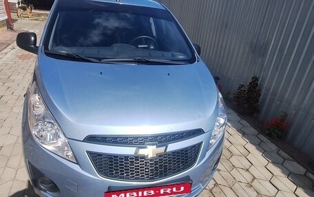 Chevrolet Spark III, 2012 год, 800 000 рублей, 2 фотография