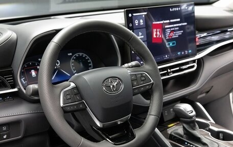 Toyota Highlander, 2026 год, 5 400 000 рублей, 11 фотография