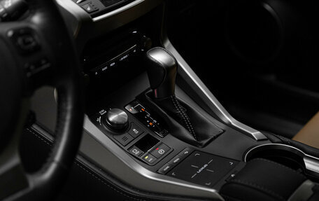 Lexus NX I, 2018 год, 3 390 000 рублей, 18 фотография
