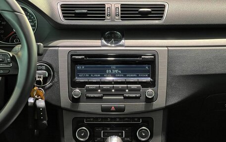 Volkswagen Passat B7, 2011 год, 1 080 000 рублей, 11 фотография