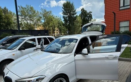 BMW 1 серия, 2017 год, 1 500 000 рублей, 20 фотография