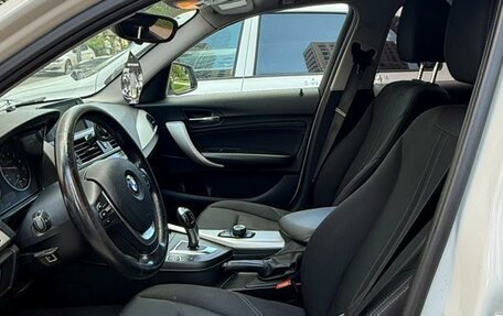 BMW 1 серия, 2017 год, 1 500 000 рублей, 19 фотография