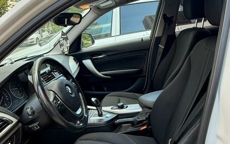 BMW 1 серия, 2017 год, 1 500 000 рублей, 23 фотография