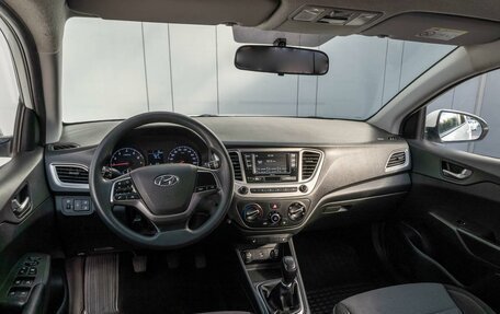 Hyundai Solaris II рестайлинг, 2021 год, 1 599 000 рублей, 6 фотография